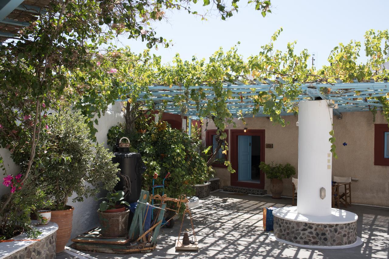 Canava Santino Cave Houses Messaria  Exterior photo